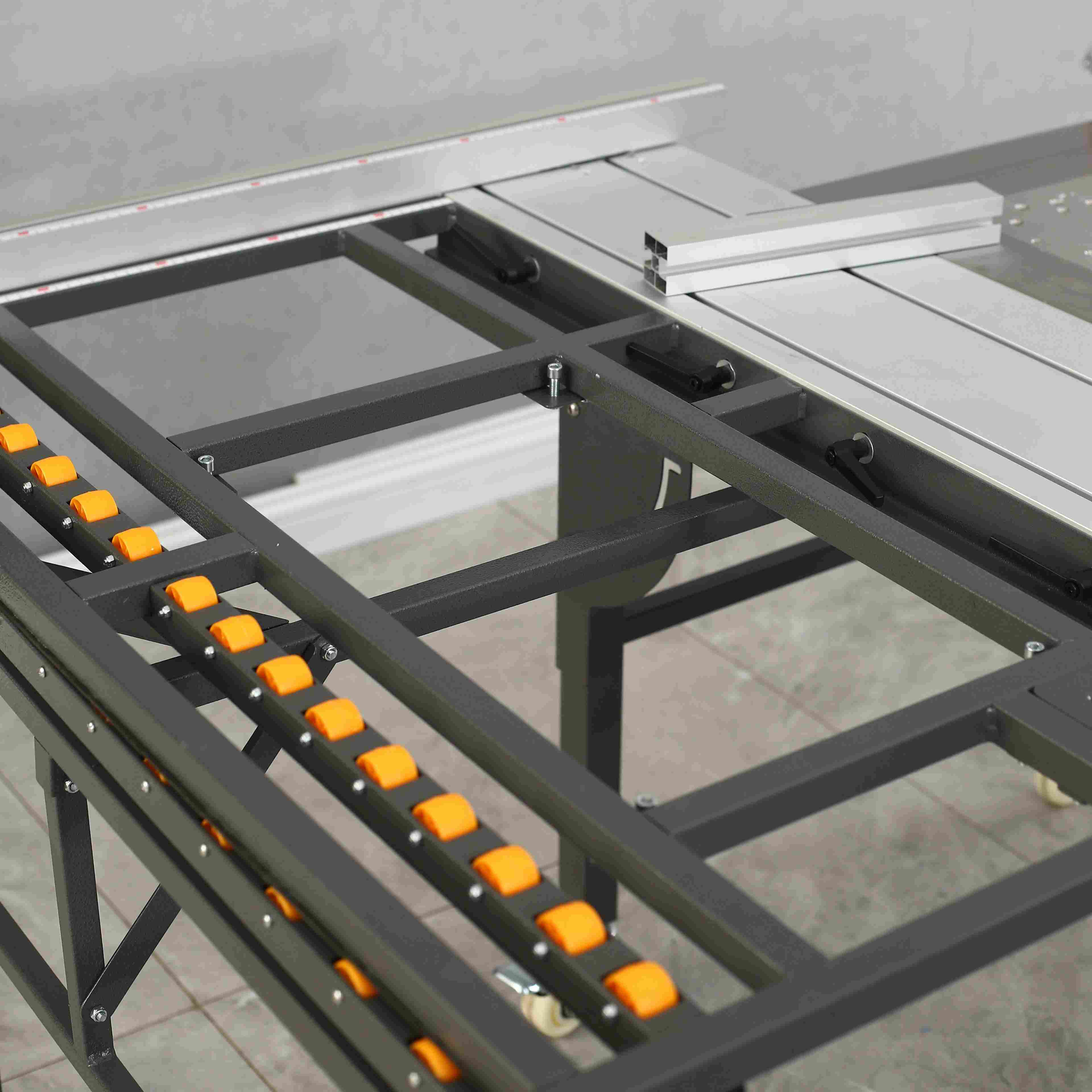 เครื่องเลื่อยวงเดือนแบบเลื่อน  - Woodworking Saw บทวิจารณ์และราคา
