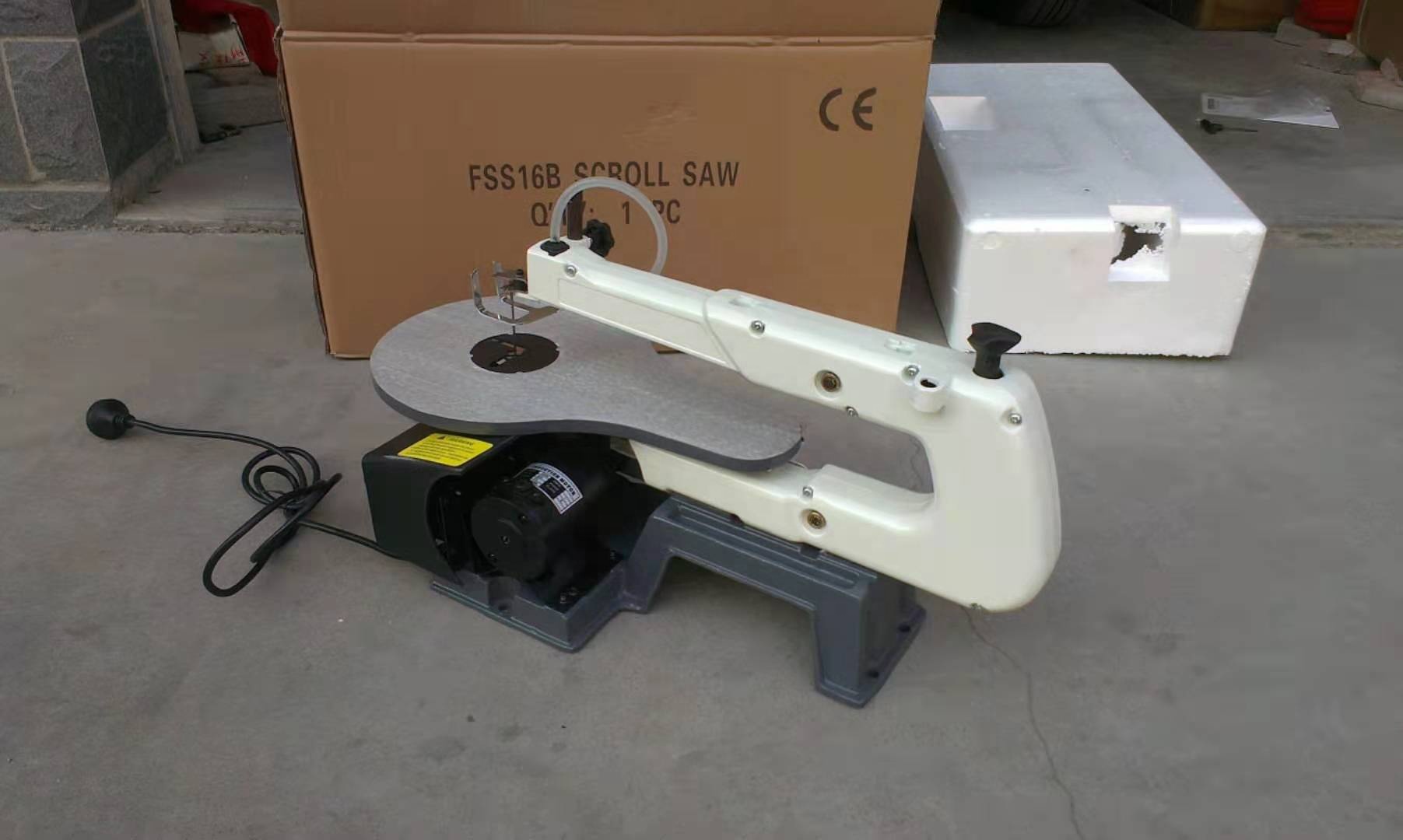 เครื่องตัดไม้แบบตั้งโต๊ะสำหรับ - Woodworking Saw บทวิจารณ์และราคา